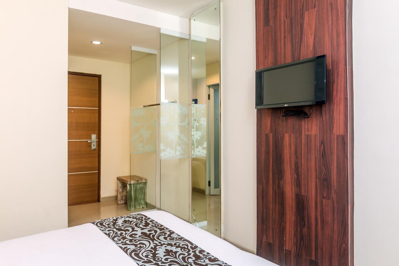 Zen Rooms Basic Jimbaran Taman Mulia Exteriör bild