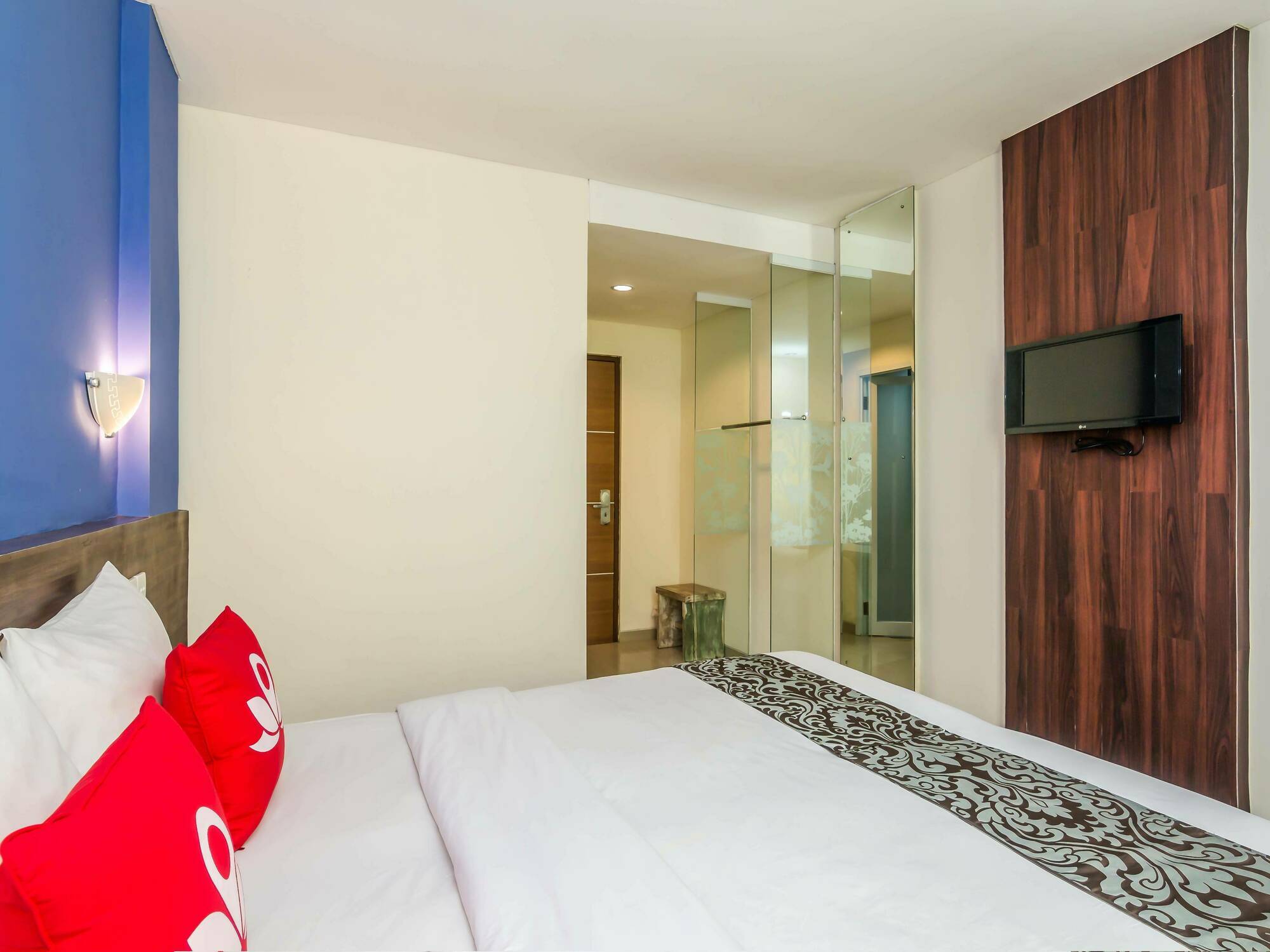 Zen Rooms Basic Jimbaran Taman Mulia Exteriör bild