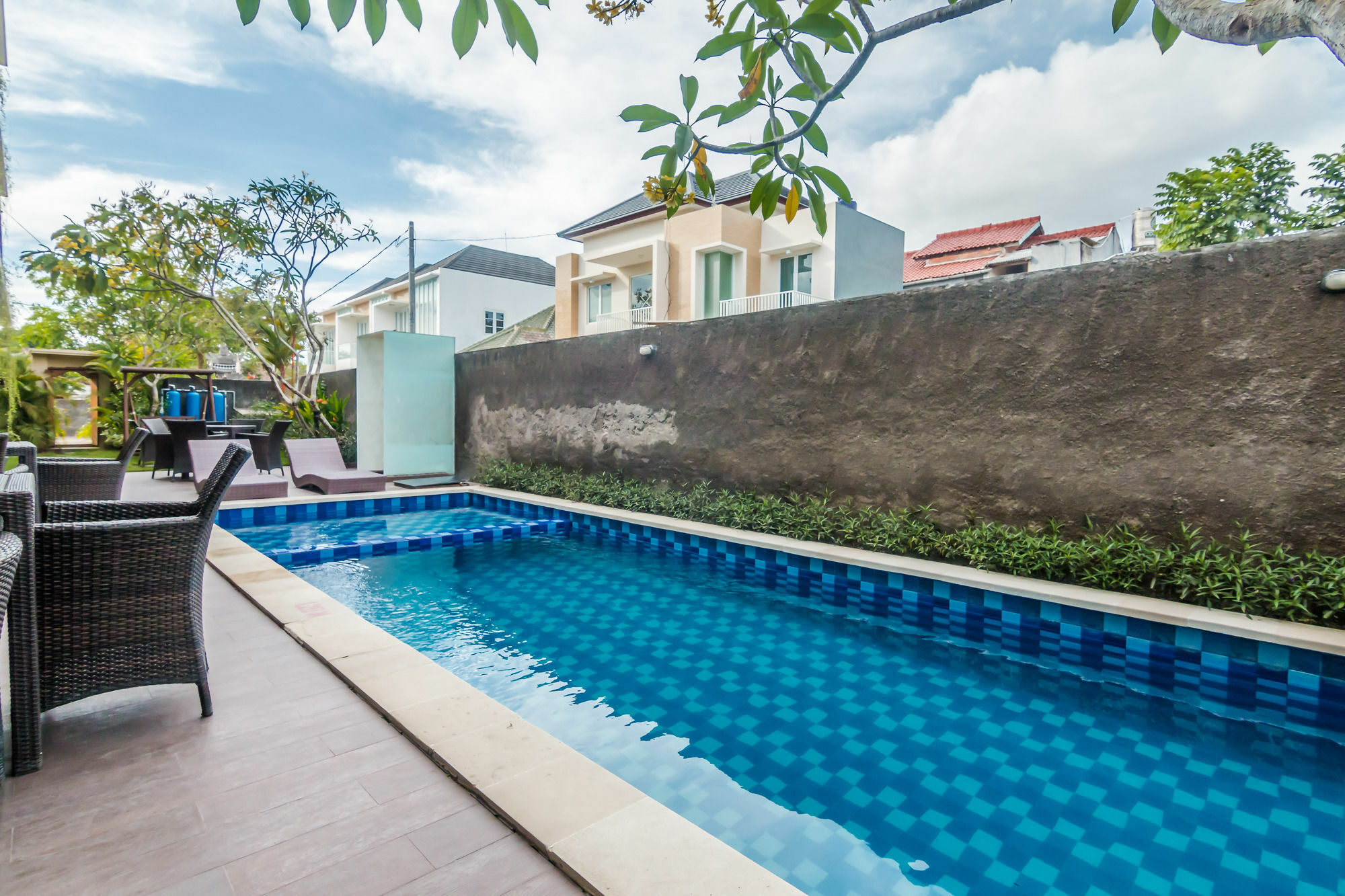 Zen Rooms Basic Jimbaran Taman Mulia Exteriör bild